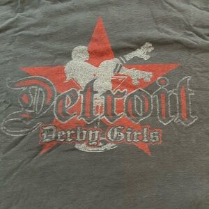Detroit Derby Girls distressed tee XL